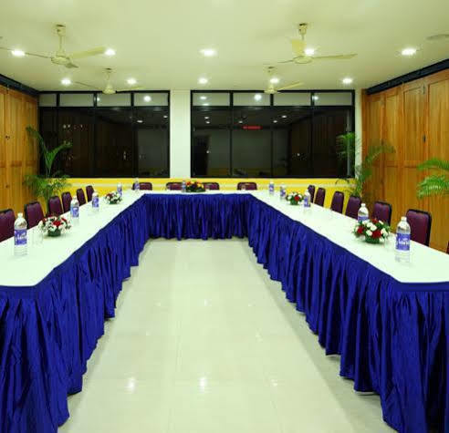 Hotel Green Dreams Kochi Bagian luar foto