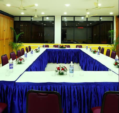 Hotel Green Dreams Kochi Bagian luar foto